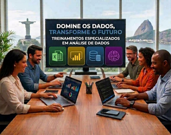 Equipe em treinamento de análise de dados na Aomega
